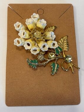 Vintage Unsigned Brooch Pin Enamel Flowers Rhinestone Centers Gold Tone